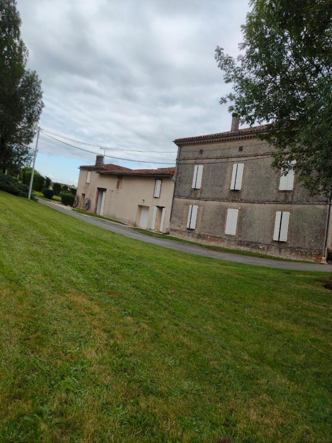 Domaine D'Artigues Gites Cunac Exterior photo